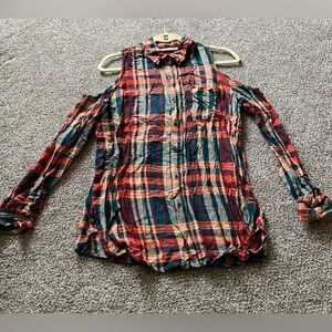 SILENCE & NOISE Size L Rust Green Teal Plaid Flannel Cold Shoulder Shirt